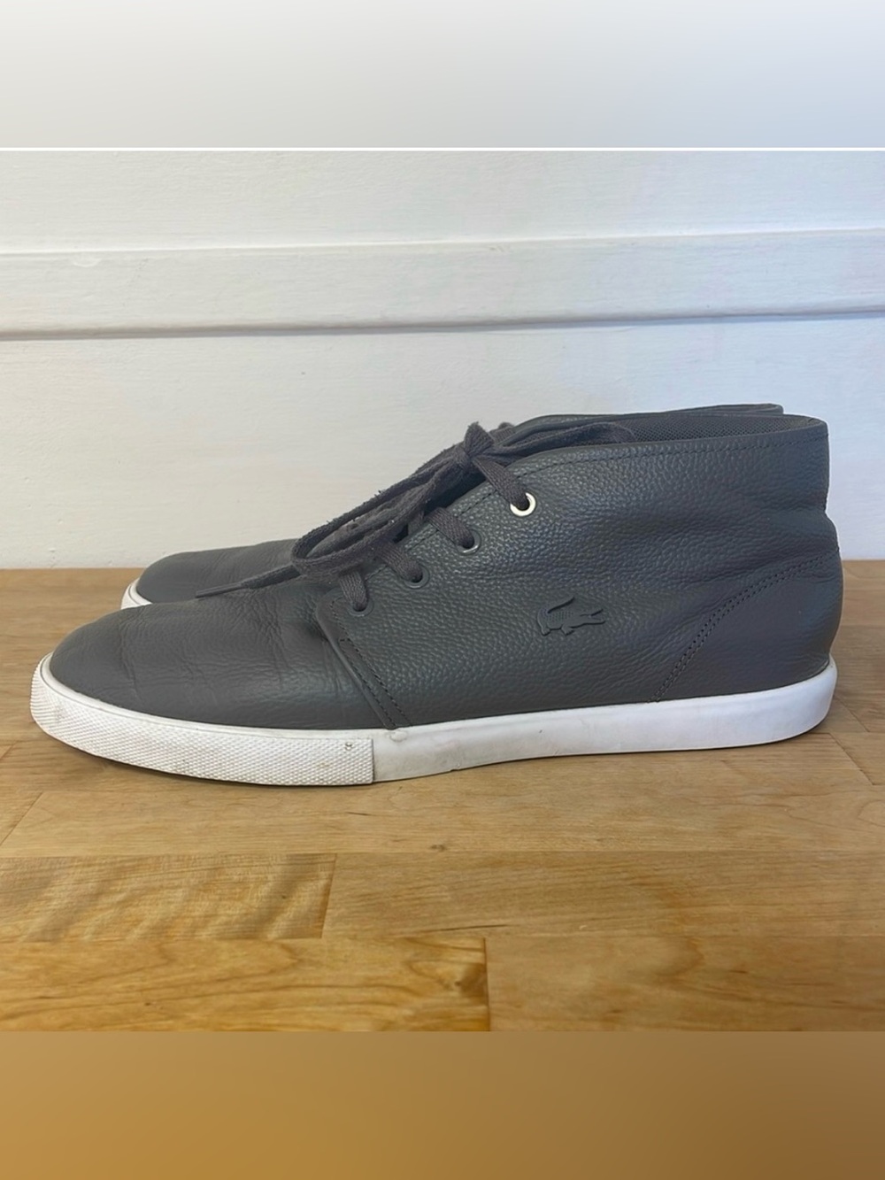 Lacoste Asparta grey leather lace up ankle chukka boots men’s size 9.5